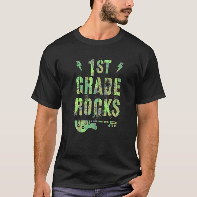 Camiseta Camo 1st Grade Rocks Camp Teacher Squad First Grad (Anverso)