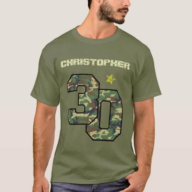 Camiseta Camo de cumpleaños número 30 Nombre personalizado  (Anverso)