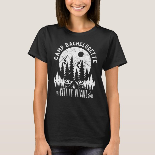 Camiseta Camp Bachelorette Getting Hitched Fiesta de Desped (Anverso)