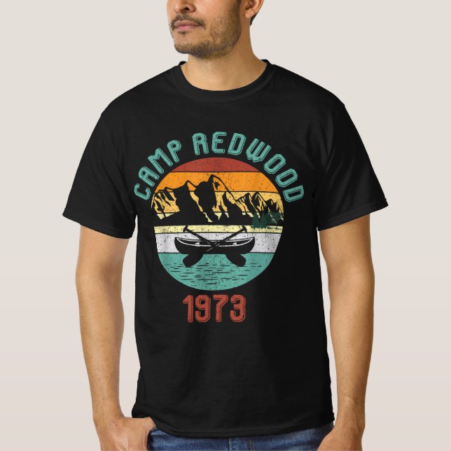 Camiseta Campamento Retro Vintage Redwood 1973 , Feliz cump (Anverso)