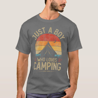 Camiseta Campamento Solo un niño que ama el campamento retr