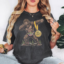 Camiseta Campeón de Bigfoot Dab Escondite y Busca