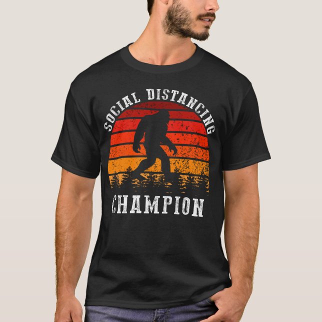 Camiseta campeón de distanciamiento social de pie grande (Anverso)