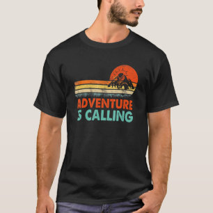 Camiseta Camping Adventure está llamando a Montaña Senderis