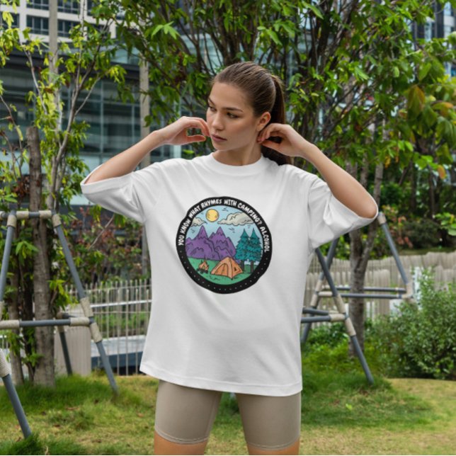 Camiseta Camping Con Insignia De Alcohol (Subido por el creador)