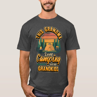 Camiseta Camping de mujeres a su abuela le encanta acampar 