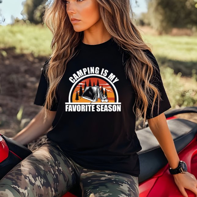 Camiseta Camping es mi lema favorito de temporada de camper (Subido por el creador)