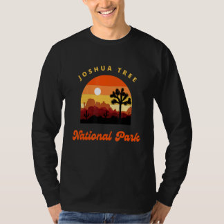 Camiseta Camping Hike Explora el parque nacional Joshua Tre
