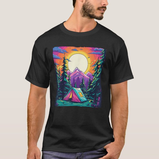 Camiseta Camping Tent Mountain Pine Tree Forest Sunset Hiki (Anverso)