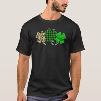 Camiseta Camuflaje del leopardo de Shamrock en el día de lo