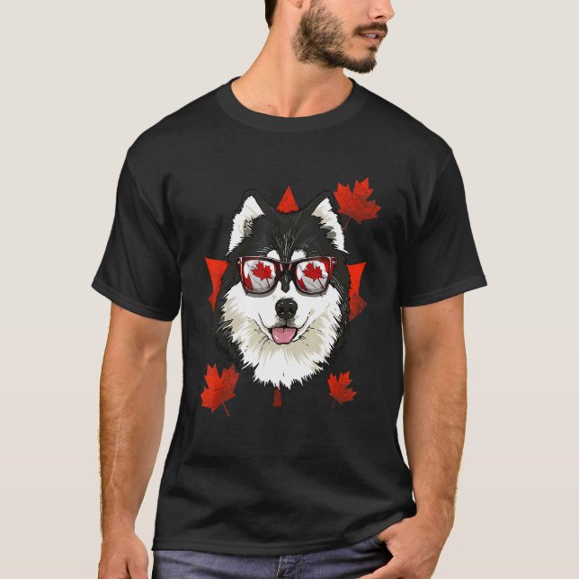 Camiseta Canadiense Alaskan Malamute Maple Leaf Patriótico  (Anverso)