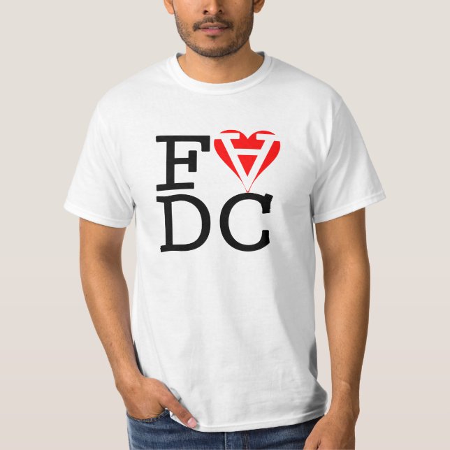 Camiseta Cancelación de la rociada del amor del foco por (Anverso)