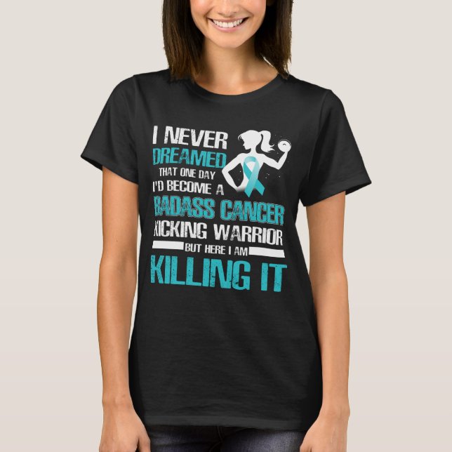 Camiseta cáncer de ovario pateando a mujeres guerreras (Anverso)