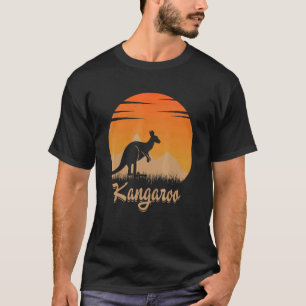 Camiseta Canguro Animal Caliente En La Montaña En La Natura