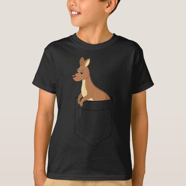 camiseta canguro joey en una camiseta de bolsillo (Anverso)