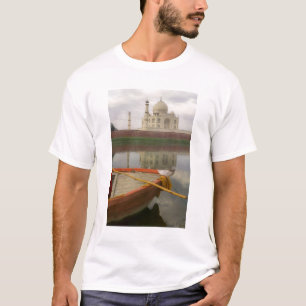 Camiseta Canoa en agua con Taj Mahal, Agra, India