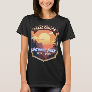 Camiseta Canyon Ridge Lodge Atardecer Retro Parque Nacional