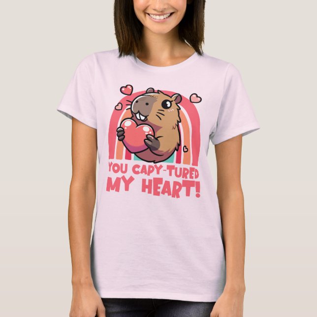 Camiseta Capi mi corazón: diseño de capibara. (Anverso)