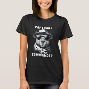 Camiseta Capibara Con Comandante De La Capa De Las Gafas De