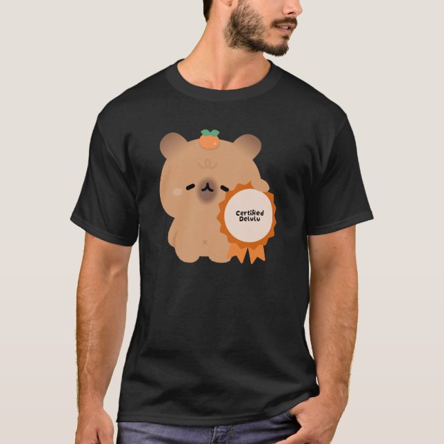 Camiseta Capibara Delulu Certificada (Anverso)