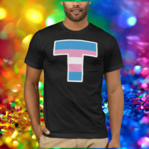 Camiseta capital T de orgullo trans