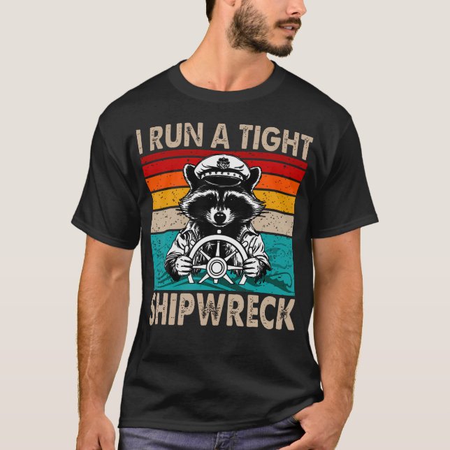 Camiseta Capitán de barco mapache naufragio Dirijo un barco (Anverso)