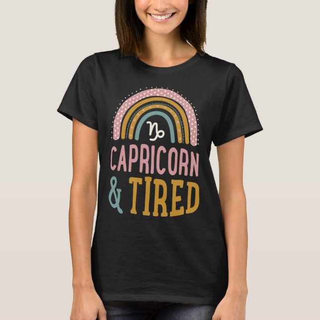 Camiseta Capricorn And Tired Boho Style Bohemian Rainbow Zo (Anverso)