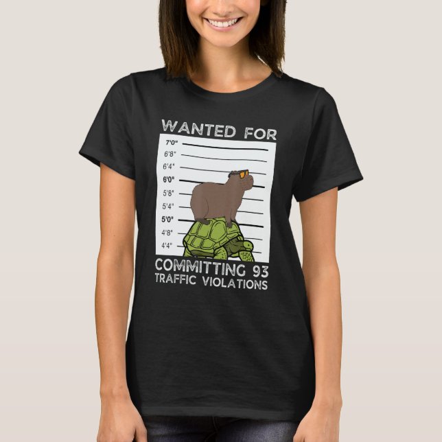 Camiseta Capybara On Tortoise Wanted Mugshot (Anverso)