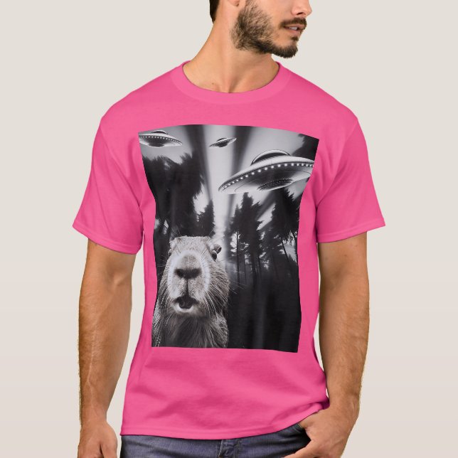 Camiseta Capybara Ufo (Anverso)