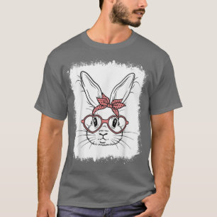 Camiseta Cara de conejito blanqueado con lentes cardíacos y
