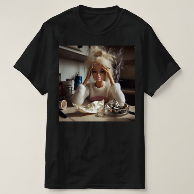 Camiseta Cara de muñeca divertida angustiado Meme fumando s (Diseño del anverso)