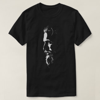 Camiseta Cara impresionante y misteriosa del hombre con la