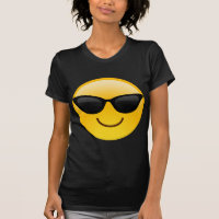 Cara sonriente con emoji fresca de las gafas de