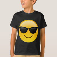 Cara sonriente con emoji fresca de las gafas de