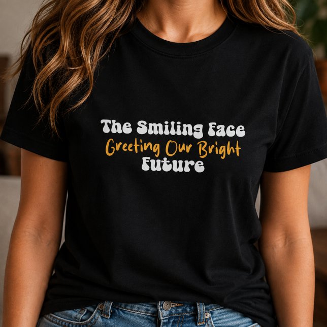 Camiseta Cara Sonriente Dando la Bienvenida a Nuestro Coleg (Subido por el creador)