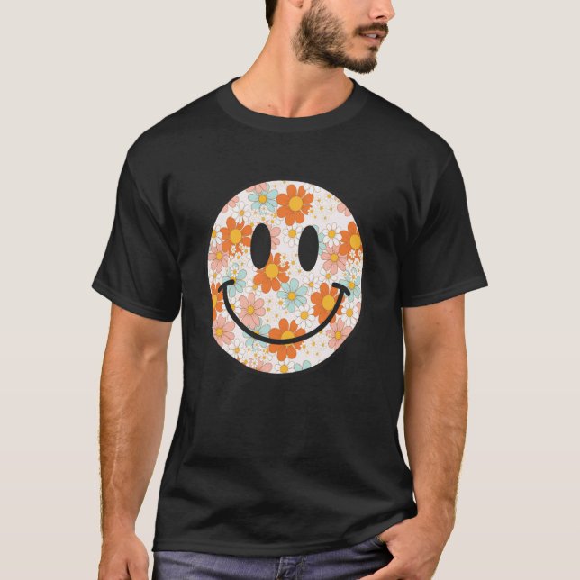 Camiseta Cara Sonriente Feliz de Daisy Retro Estética Prepp (Anverso)