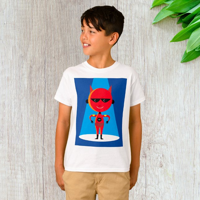 Camiseta Carácter de superhéroe malvado negrita rojo y azul (Subido por el creador)