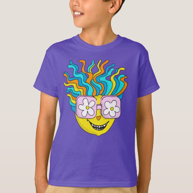 Camiseta Carácter sonriente divertido con anteojos rosados  (Anverso)