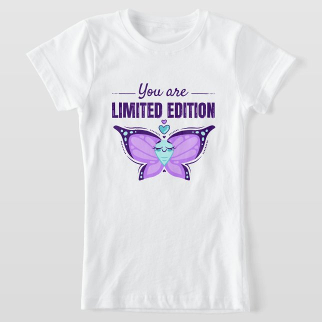 Camiseta Caracteres Mariposa Especial Cuta (Distribución)