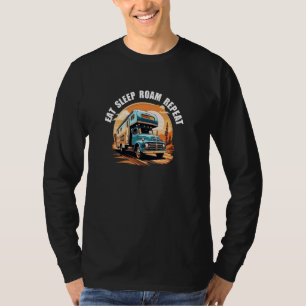 Camiseta Caravana de camping RV. Eat Sleep Roam Repetir