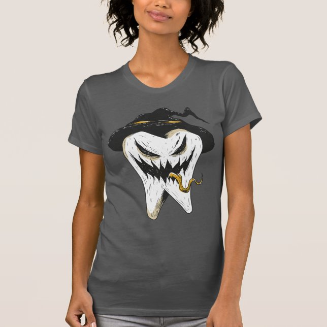 Camiseta Caray Ghoulish Tooth en Halloween, Gorra de brujas (Anverso)