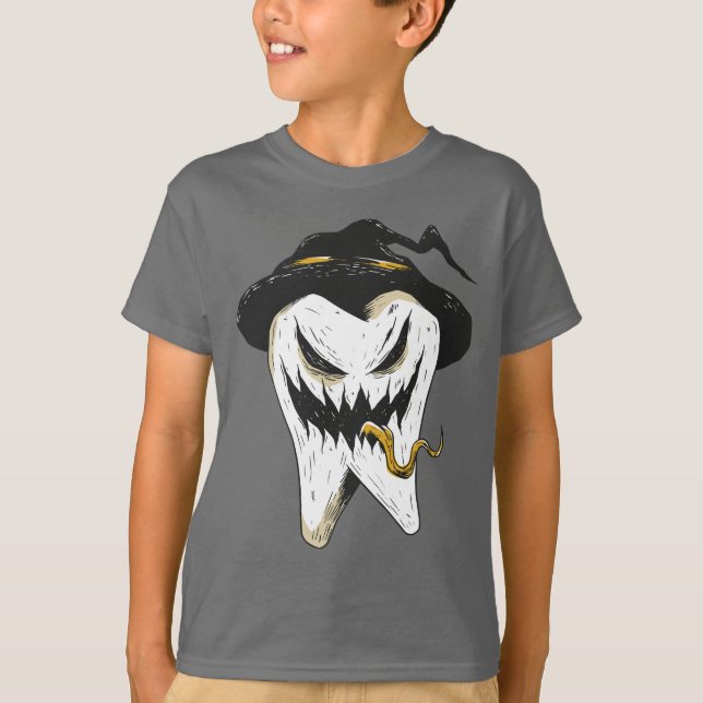 Camiseta Caray Ghoulish Tooth en Halloween, Gorra de brujas (Anverso)