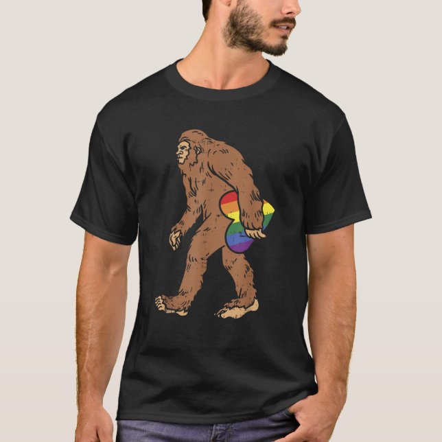 Camiseta Cardilla de arcoiris de pie divertida Sasquatch Ga (Anverso)