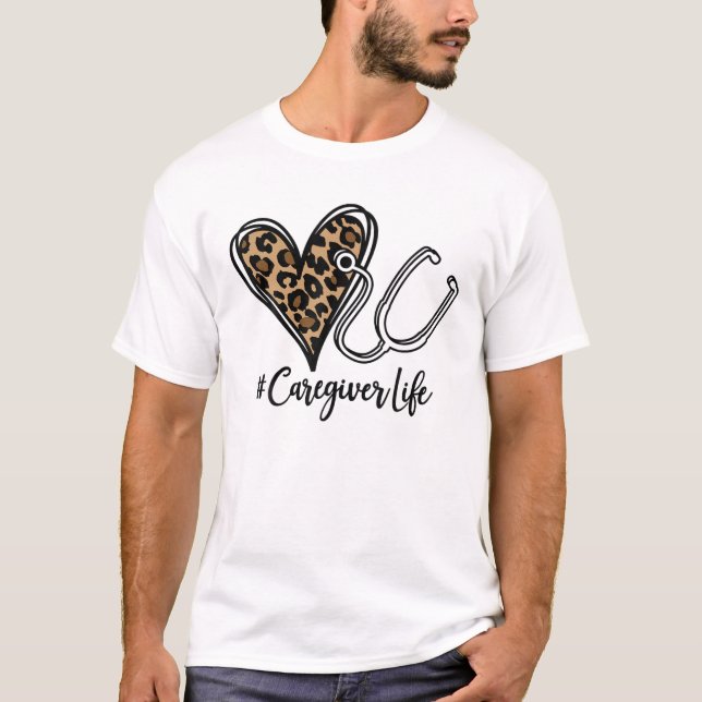 Camiseta Caregiver Leopard Heart Stethoscope (Anverso)