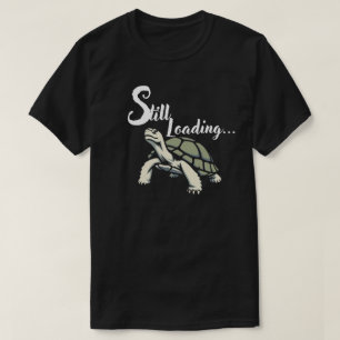 Camiseta Cargando Todavía – Diseño de Energía Lenta y Tranq