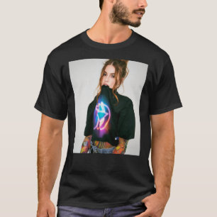 Camiseta Cari     FletcherClassic T-Shirt