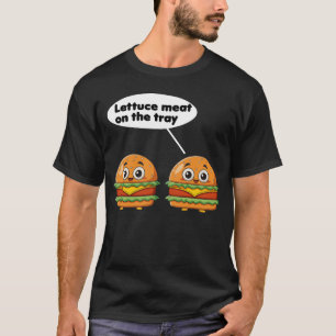 Camiseta carne de lechuga en la bandeja comida divertida