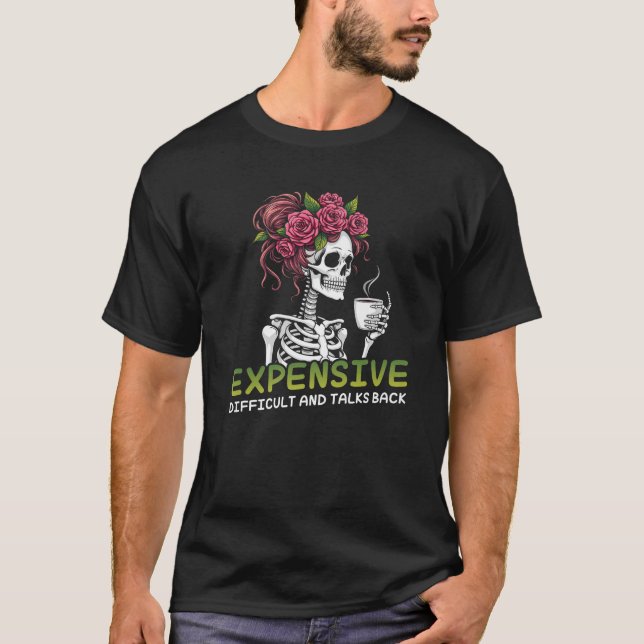Camiseta Caro Difícil y devuelve el esqueleto café (Anverso)
