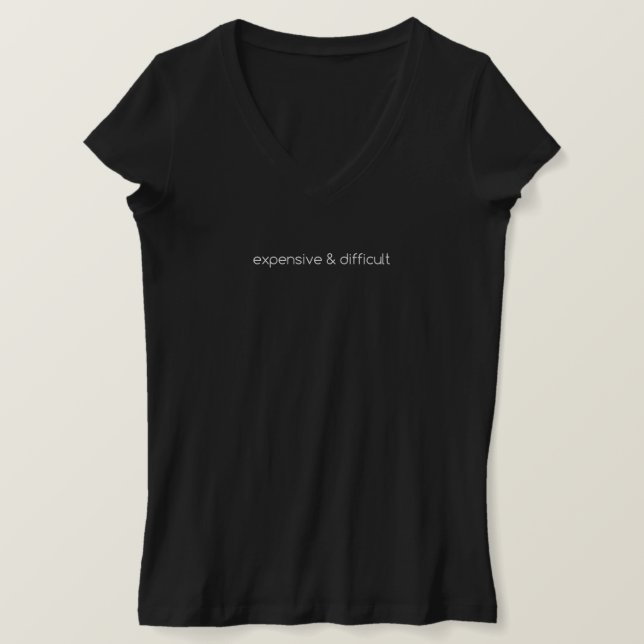 Camiseta Caro y difícil (Anverso del diseño)