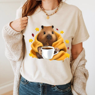 Camiseta Carpincho en una manta acogedora relajándose y beb